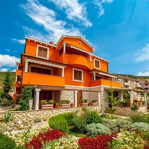  Apartment Magnolija