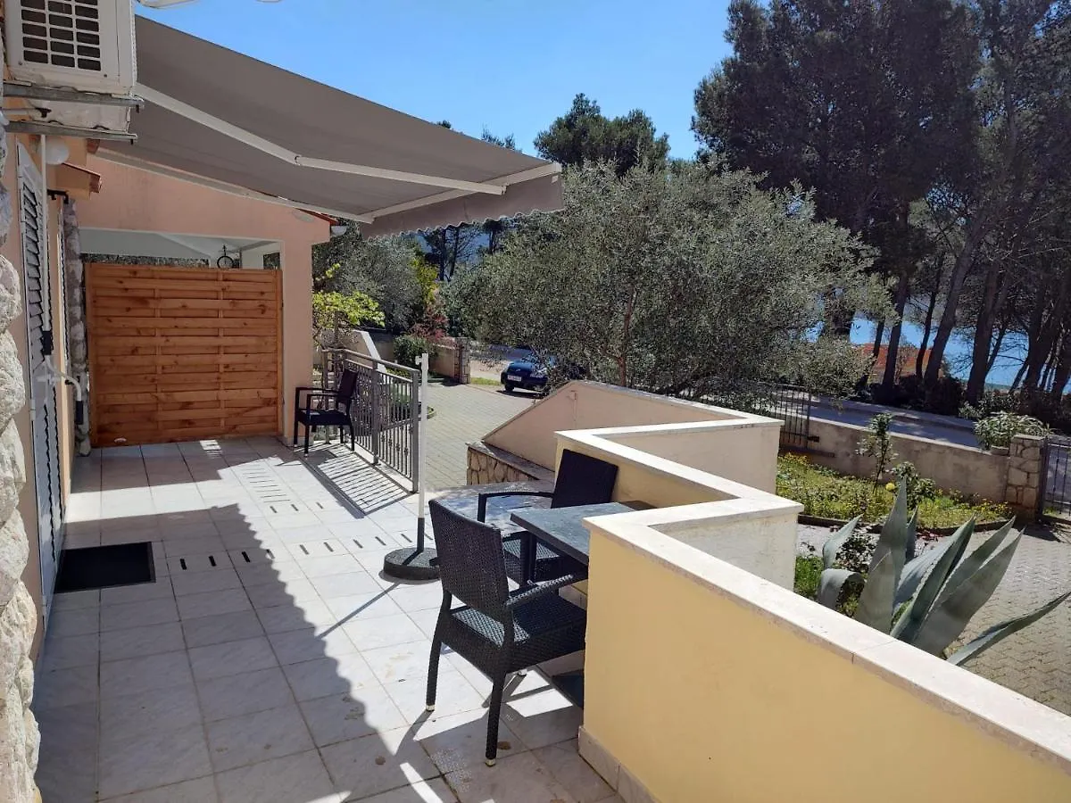 Apartman Vera Cres